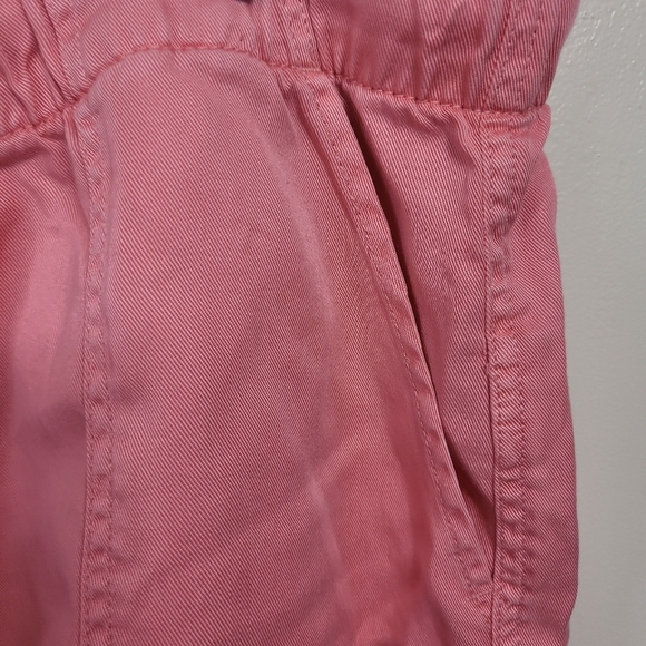 Gap pink shorts size xl - Picture 3 of 9